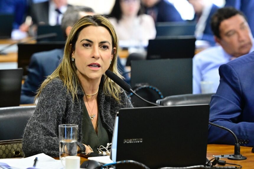 Soraya Thronicke enfrenta o Sistema e Propõe 30% das cadeiras para mulheres no Congresso