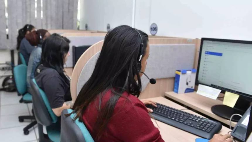 Campo Grande abre seleção com 100 vagas para operador de teleatendimento