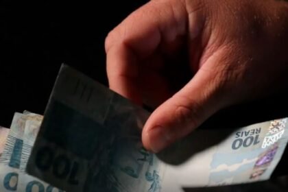 Mercado prevê inflação de 5,24% e PIB de 2,21 em 2025