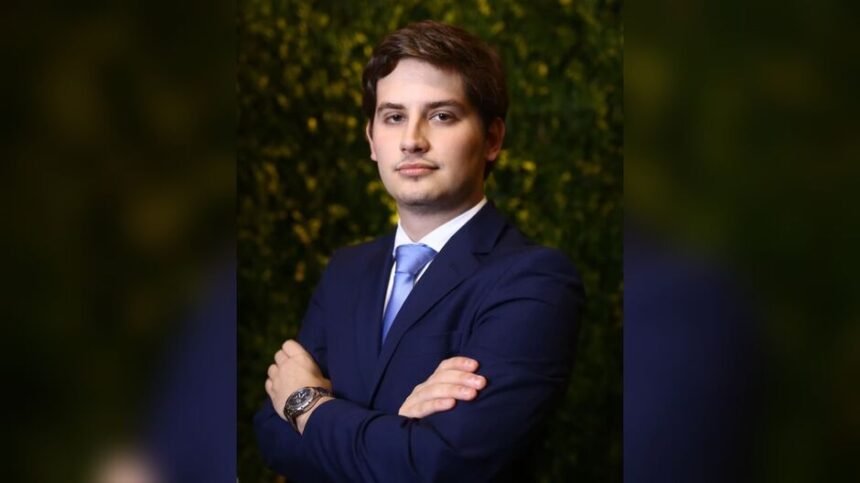 Sul-mato-grossense Otávio Guizzo Duncan Couto toma posse como promotor no MP do Paraná