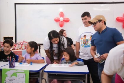 Papy reforça protagonismo popular da Câmara e participa de mutirão de serviços no Universitário